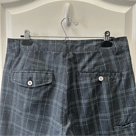 Hurley Men's Hybrid Board Shorts Flat Front Casual Grey Plaid Size 31 - Picture 6 of 16